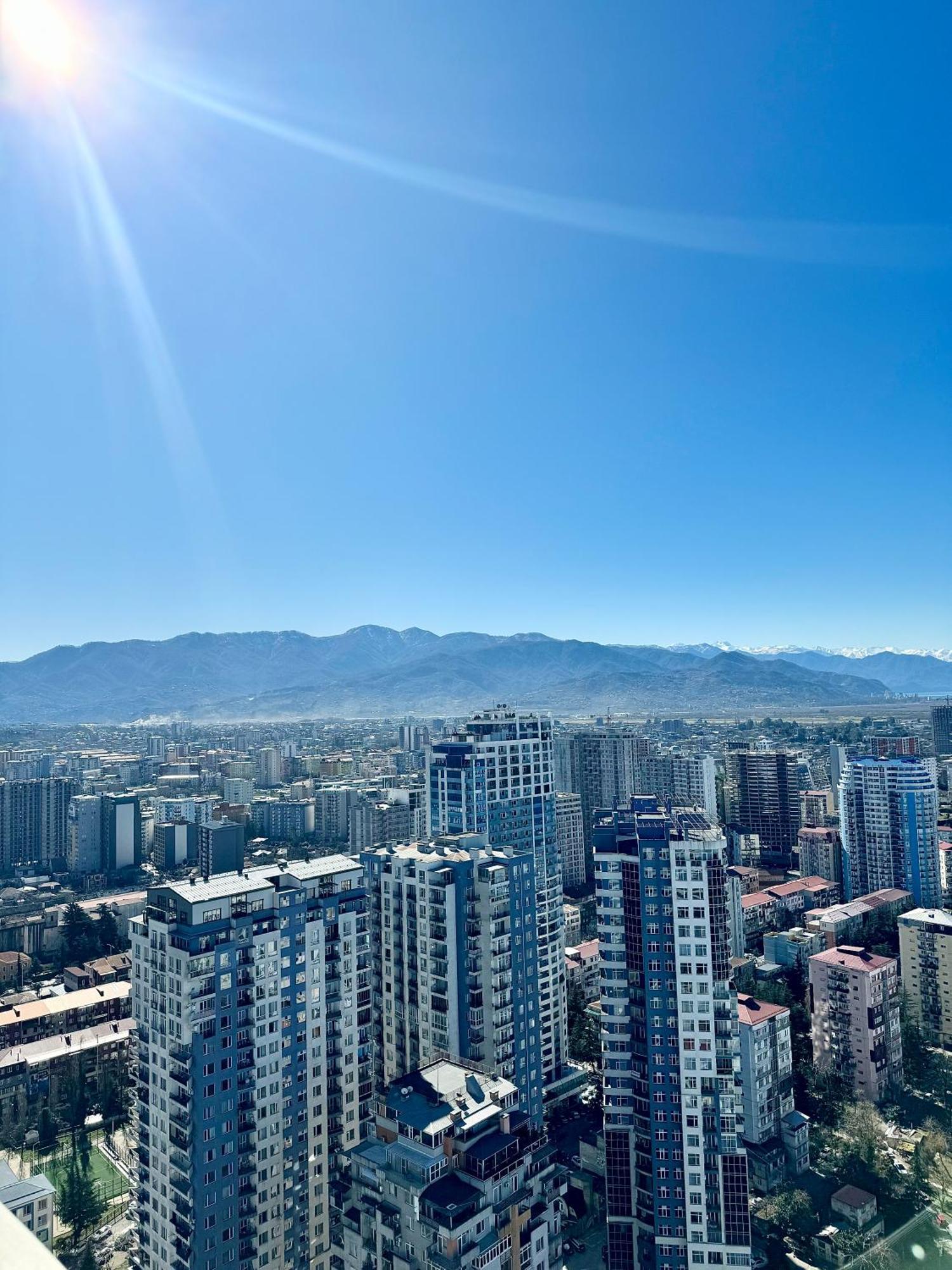 Lux Apartaments Batumi Exterior photo